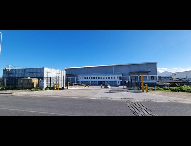 5,846M² WAREHOUSE TO LET IN AIRPORT INDUSTRIA